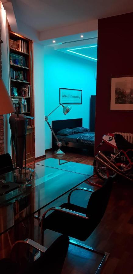 La Casa Con Piscina Riscaldata Interna Anna Luxury Garden Apartment Pisa Luaran gambar